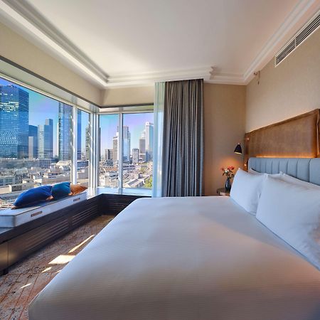 Hilton Frankfurt City Centre Frankfurt am Main Ngoại thất bức ảnh Deluxe room