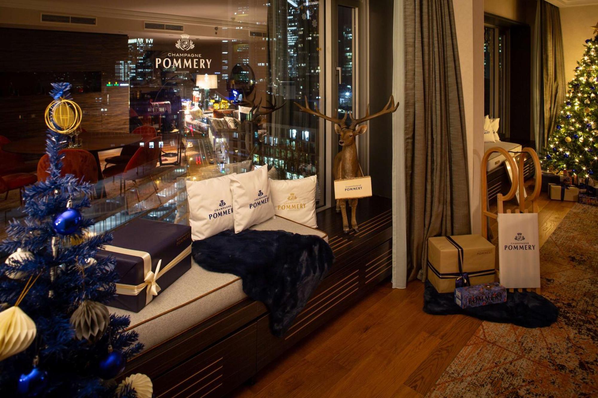 Hilton Frankfurt City Centre Frankfurt am Main Ngoại thất bức ảnh Pommery Champagne Bar, Hong Kong